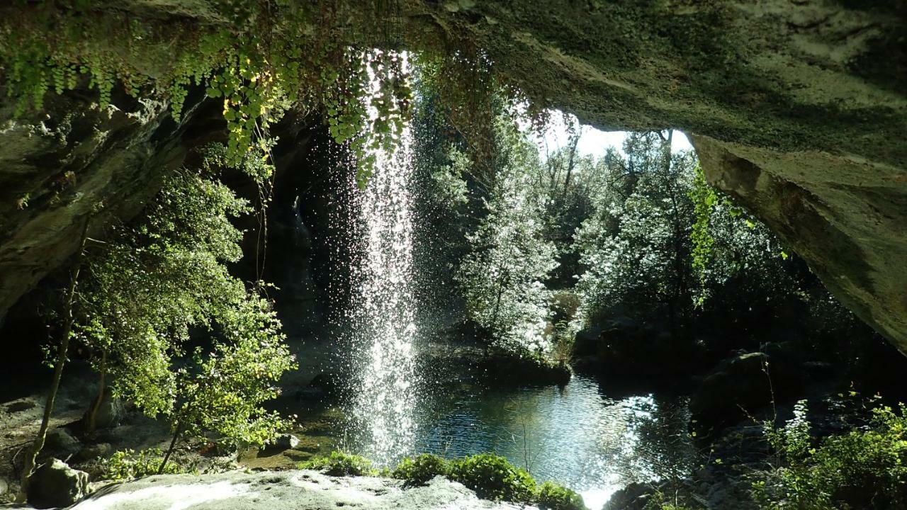 Camping La Châtaigneraie Gravieres Exterior foto